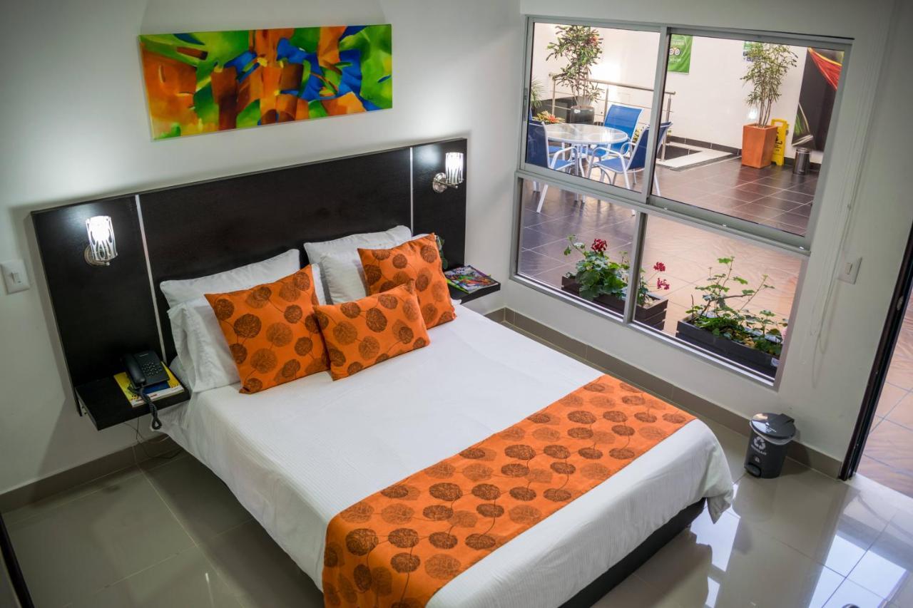 Hotel Montes De La Castellana Armenia Kültér fotó